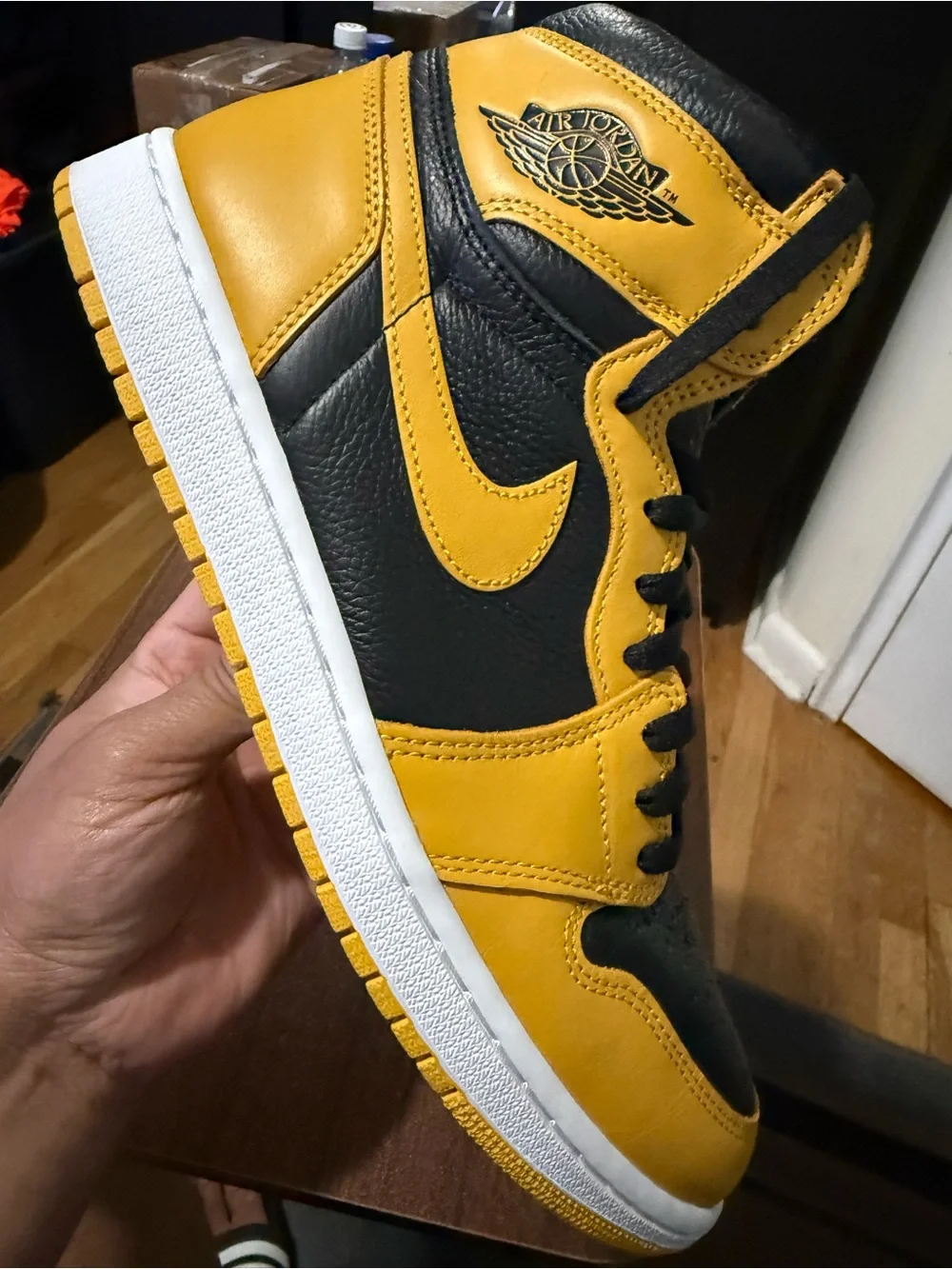 Jordan High Top Sneakers - Black/Yellow
